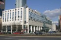 Orbis zamknął, sprzedał i postawił